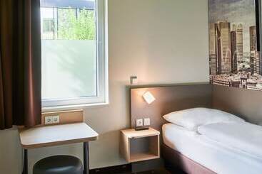 B&b Hotel Frankfurt West