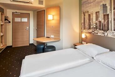 B&b Hotel Frankfurt West