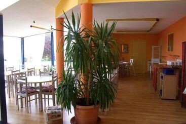 هتل Hôtel Noctuel Blois Sud