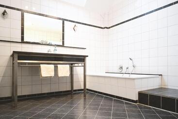 Ludgerusbrunnen Hotel Mertens