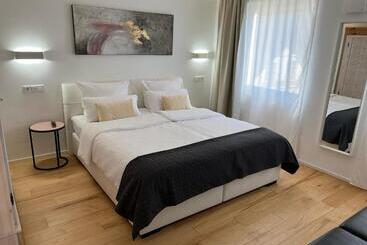 Weingut Aparthotel Olinger