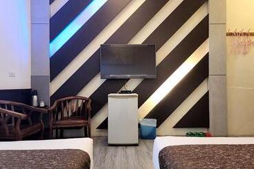 تختخواب و صبحانه Da Wan Hostel