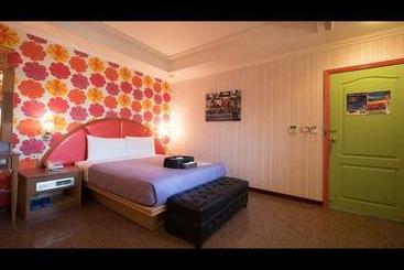 تختخواب و صبحانه Kenting Bicycle Inn