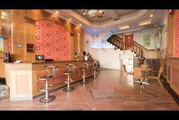 تختخواب و صبحانه Kenting Bicycle Inn
