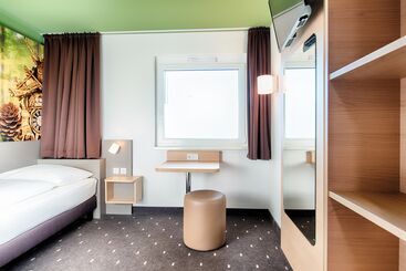 B&b Hotel Baden Airpark