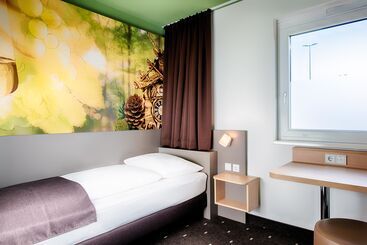 B&b Hotel Baden Airpark