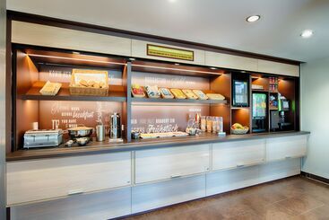 B&b Hotel Baden Airpark