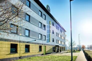 B&b Hotel Baden Airpark