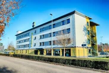 B&b Hotel Baden Airpark