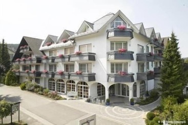 هتل Hochheide