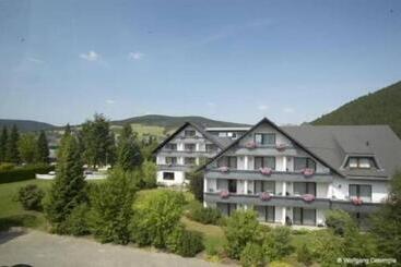 هتل Hochheide