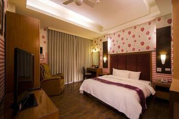 فندق على الطريق Wogo