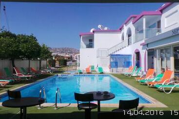 Neptune Hotel Apartments Paphos