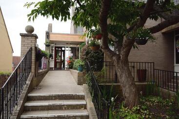 住宿加早餐  Ludlow Mascall Centre