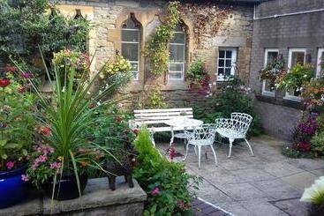 住宿加早餐  Ludlow Mascall Centre