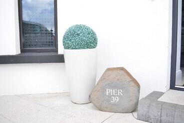 تختخواب و صبحانه Pier39portrush Adult Only