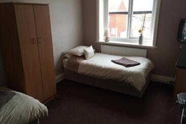 تختخواب و صبحانه Sheridans Budget Accomodation
