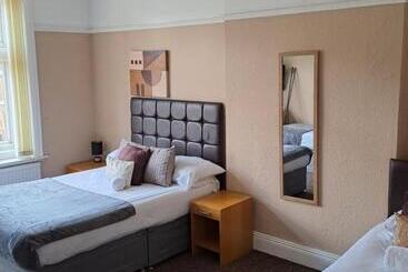 تختخواب و صبحانه Sheridans Budget Accomodation