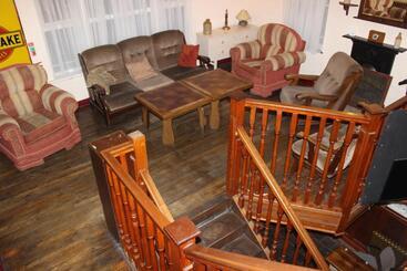 Fiddlestone Bar And B&b