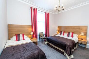هتل Belvedere Guest House