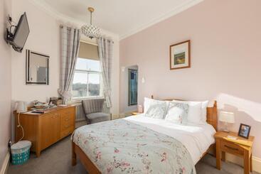 هتل The Black Swan Inn