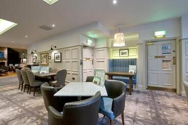 هتل The Saltoun Inn