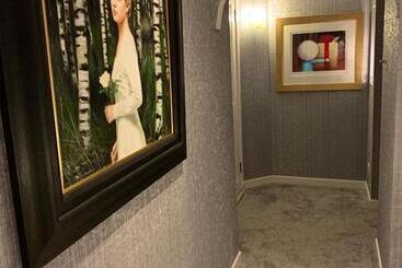 Ayrs And Graces   Luxury Bed And Breakfast