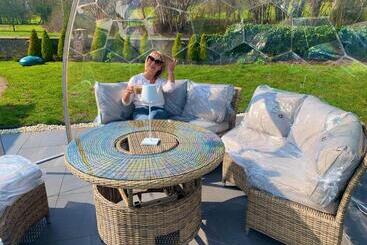 Ayrs And Graces   Luxury Bed And Breakfast