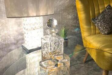 Ayrs And Graces   Luxury Bed And Breakfast