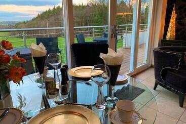Ayrs And Graces   Luxury Bed And Breakfast