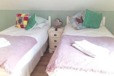 تختخواب و صبحانه Beaches Guesthouse