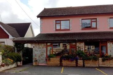 住宿加早餐  High Noon Guest House