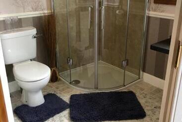 تختخواب و صبحانه Valleyview House