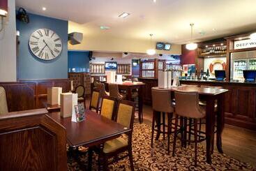 Cabot Court Hotel Wetherspoon