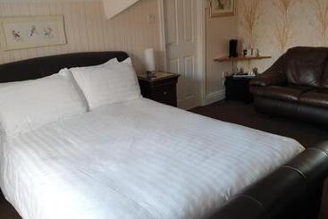 Colbourn Bed And Breakfast