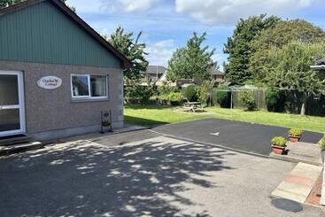 Corunna Bed & Breakfast And Corunna Cottage