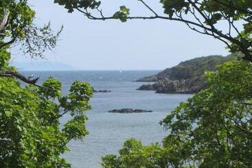 هتل The Islay