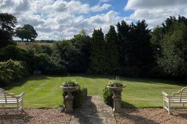 Lodge Farm Bed & Breakfast