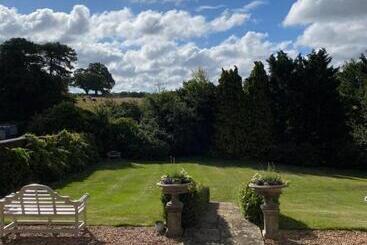 Lodge Farm Bed & Breakfast
