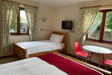 Sunset House B&b