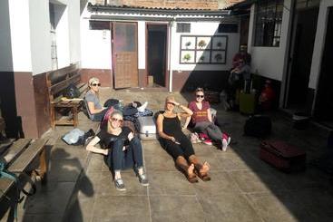هاستل The Backpacker Hostal