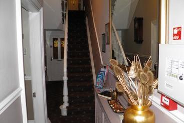 민박 Aristocrat Guest House