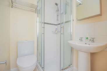 تختخواب و صبحانه Harris Guest Accommodation