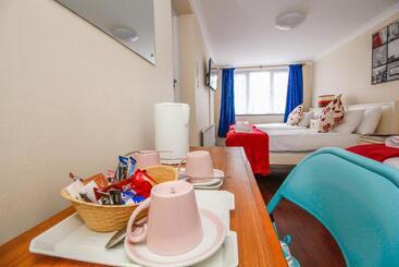 تختخواب و صبحانه Harris Guest Accommodation