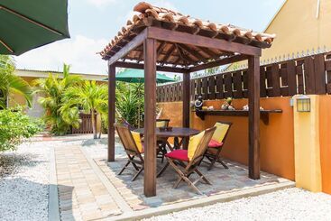 Cariñas Studio Apartments