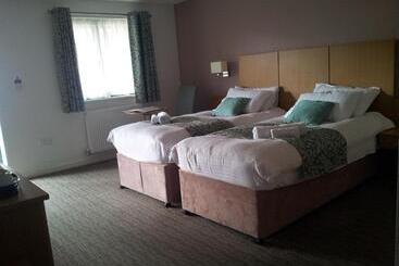 Deangate Motel