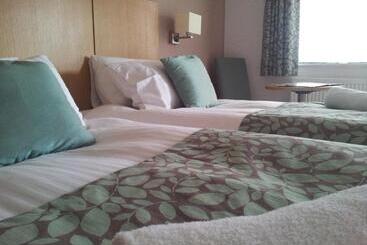 Deangate Motel