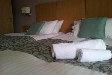 Deangate Motel