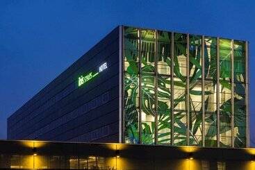 هتل Ibis Styles Amsterdam Airport
