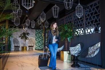 هتل Ibis Styles Amsterdam Airport